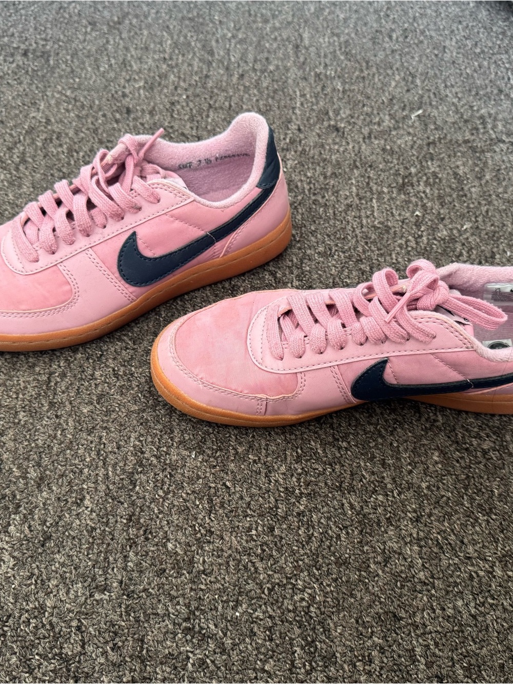Nike Field General Sneakers in Pink